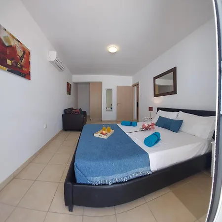 Tide Terrace 2 Bdr In Kapparis, Protaras 아파트 파라림니