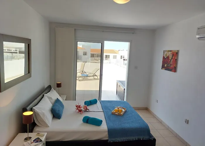 Tide Terrace 2 Bdr In Kapparis, Protaras パラリムニ